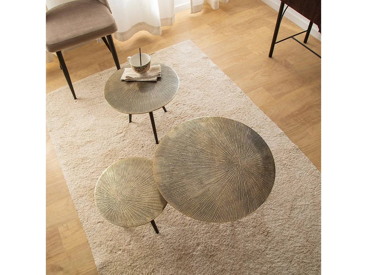 Mesa de centro nido de aluminio Aurèle con tablero brillante y almacenamiento