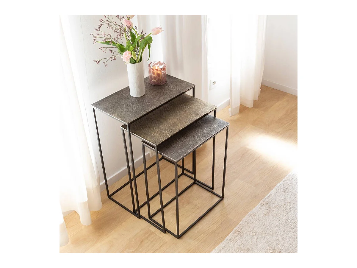 Table basse gigogne en aluminium Roxanne
