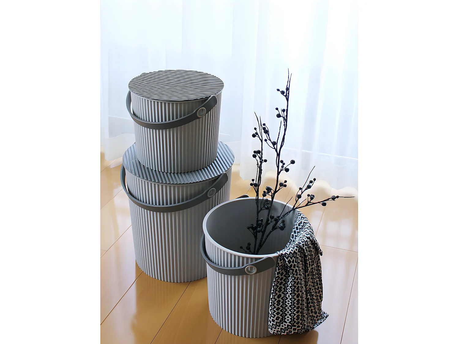 Secchio multiuso in polipropilene grigio