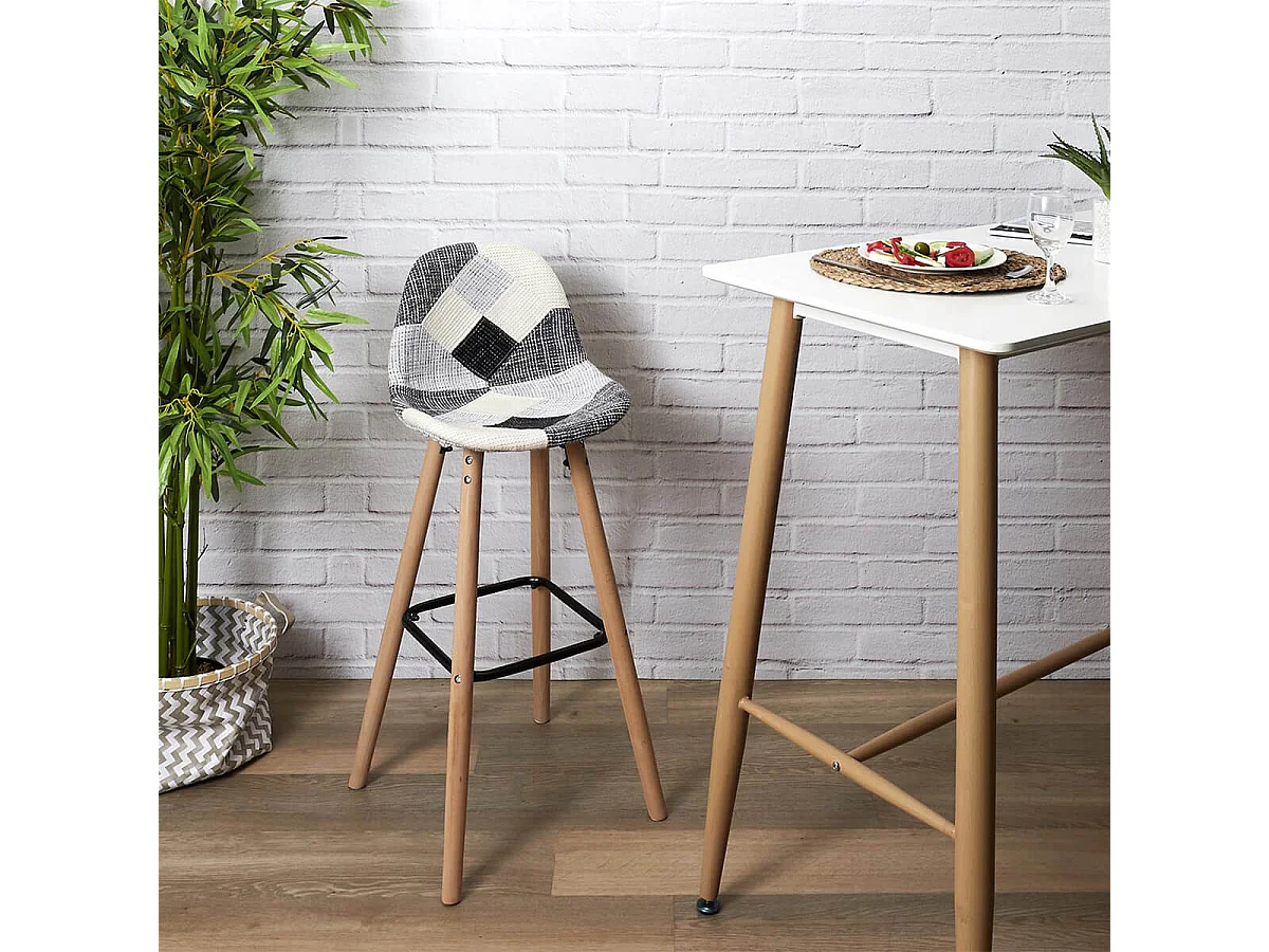 MOZAIK - Lot de 4 Tabourets Scandinaves Noirs et Blancs
