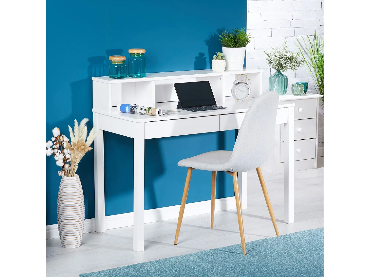 Bureau LENNOX avec rangement 2 tiroirs et 3 niches, en pin massif lasuré blanc