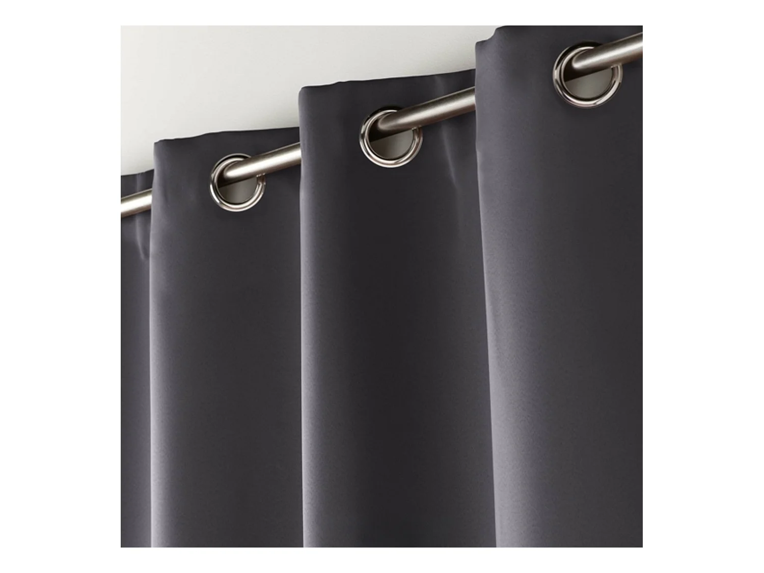 Einfarbiger Verdunkelungsvorhang mit Ösen 135 x 240 cm