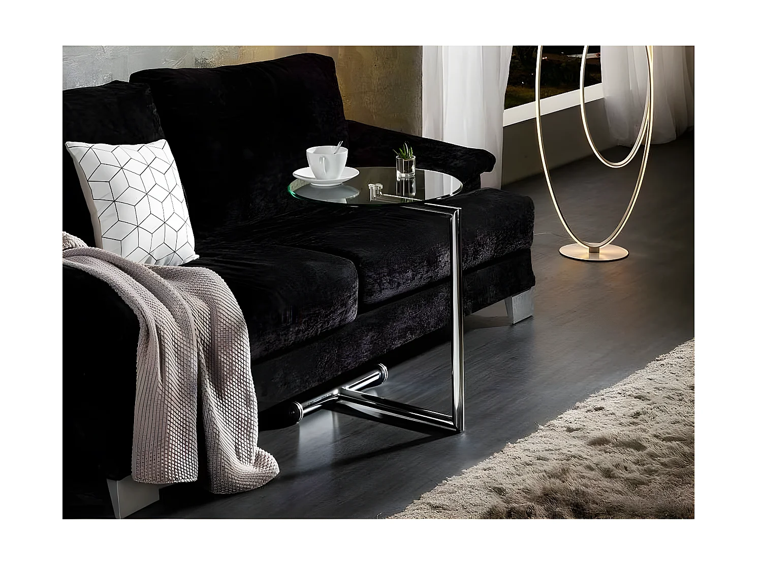 Mesa Auxiliar De Cristal Con Patas Cromo Modelo Rodes Schuller