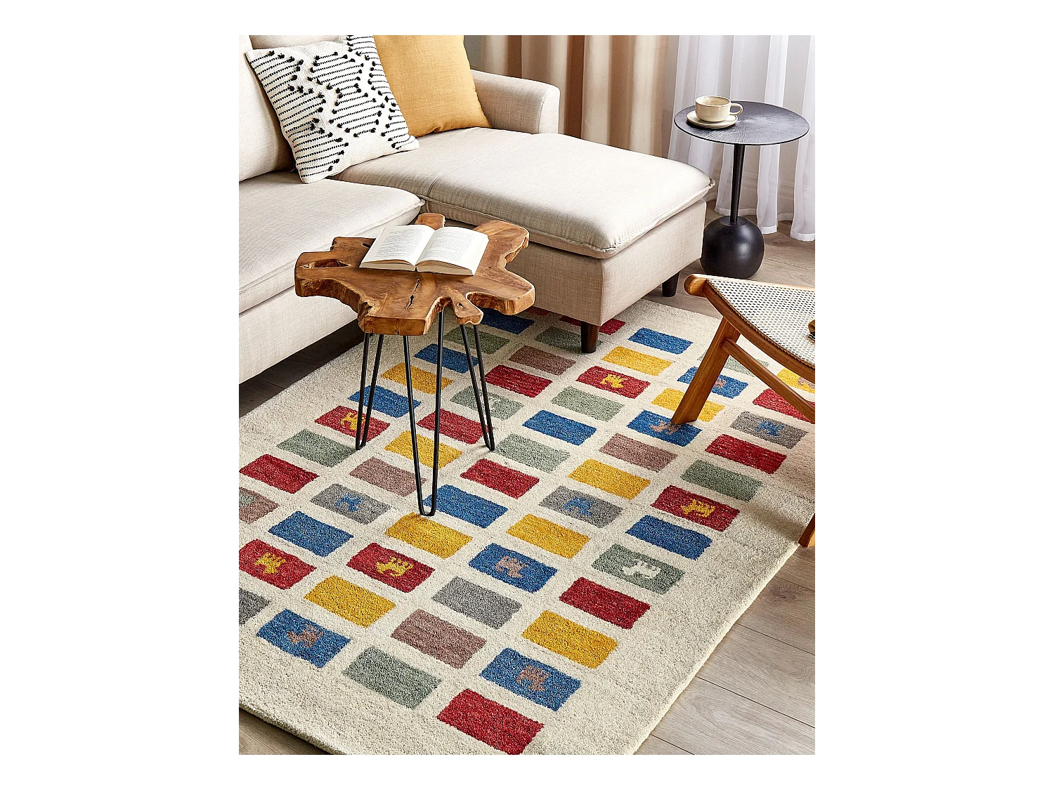 Gabbeh Teppich beige / bunt 140 x 200 cm Hochflor mit Muster weich handgetuftet Muratli