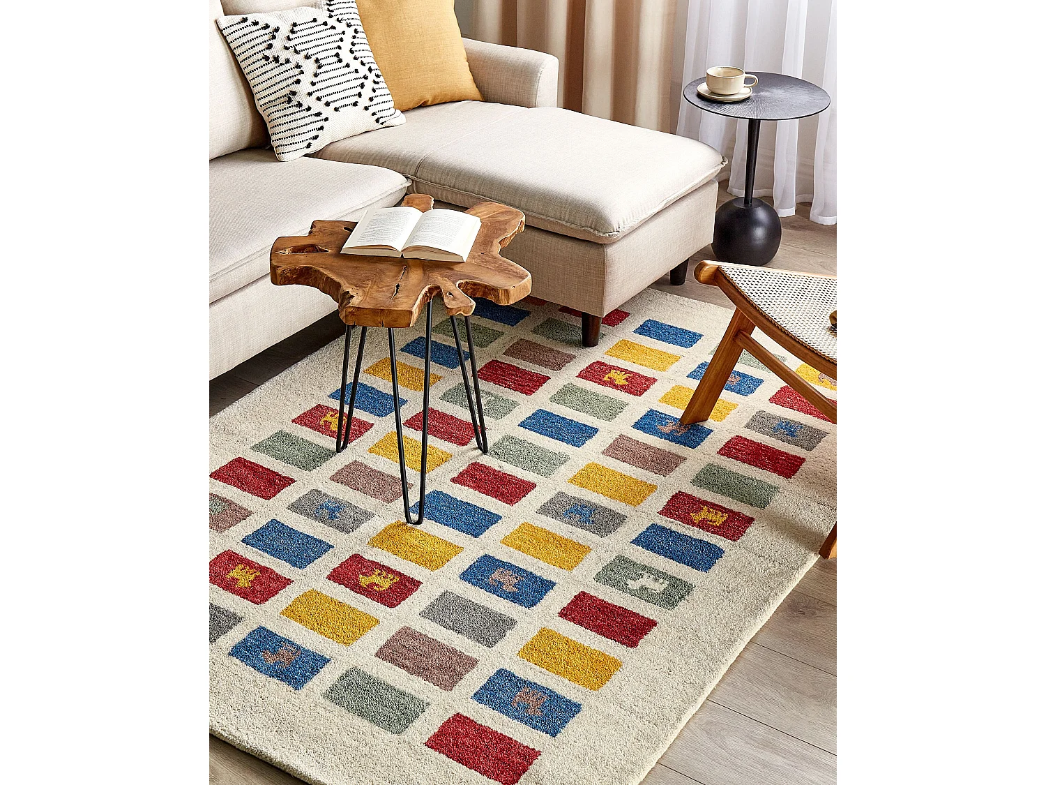 Gabbeh Teppich beige / bunt 140 x 200 cm Hochflor mit Muster weich handgetuftet Muratli