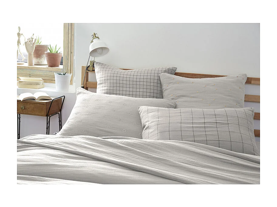 Taie d'oreiller Brodée Déco "Gaïa Boho" 60 x 60 cm & 50 x 70 cm "Gaze de Coton" l'Effet Papillon