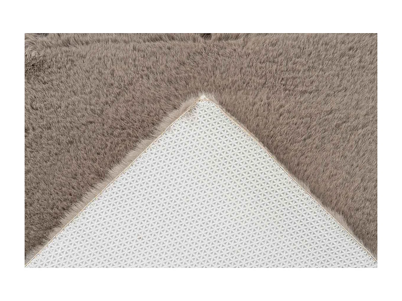 Tapis de Bain Fait à la Main "Rabbit" Beige Foncé 50 x 90 cm