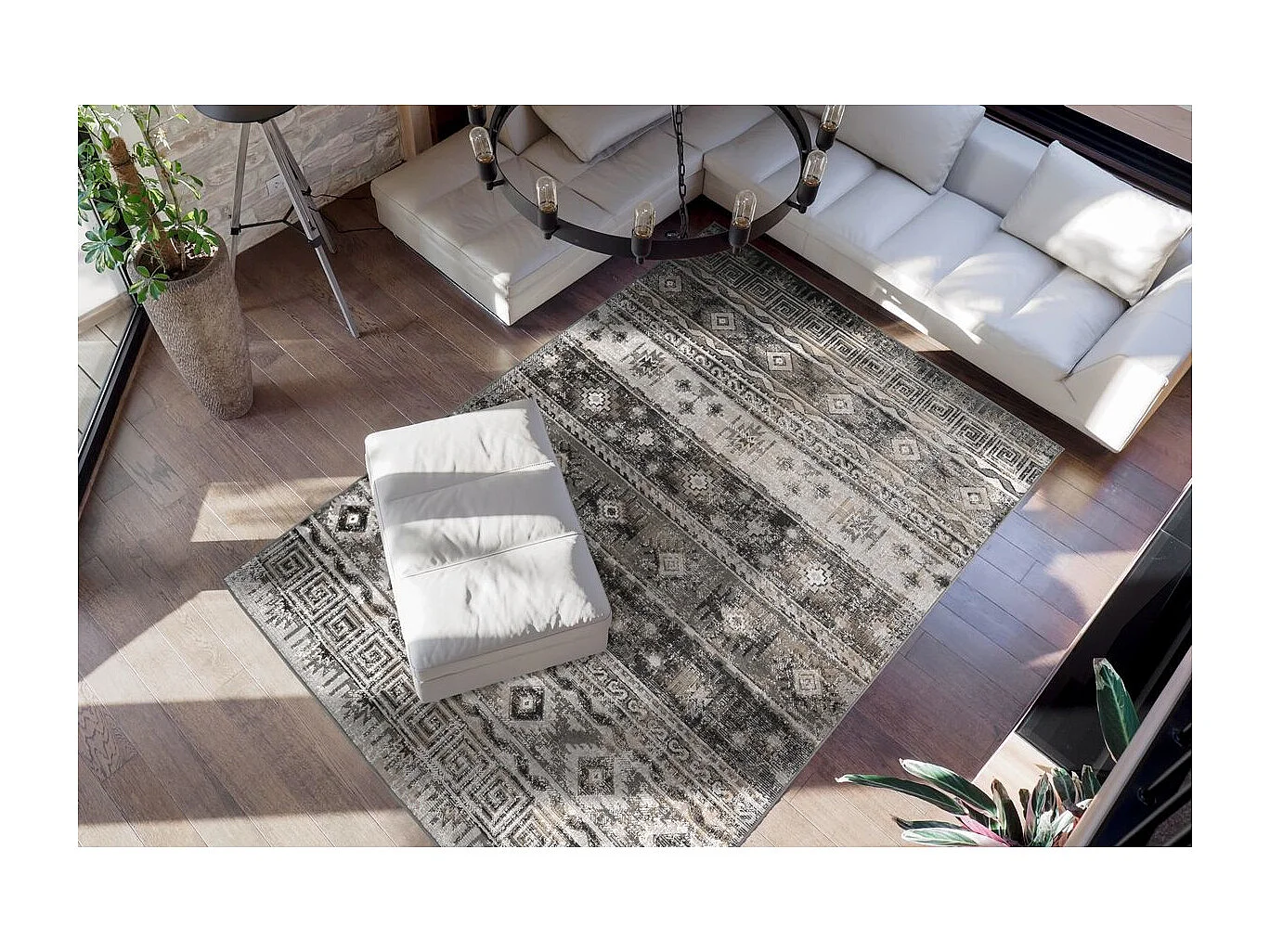 Tapis Ethnique à Poils Courts "Ariya" Gris 120 x 170 cm