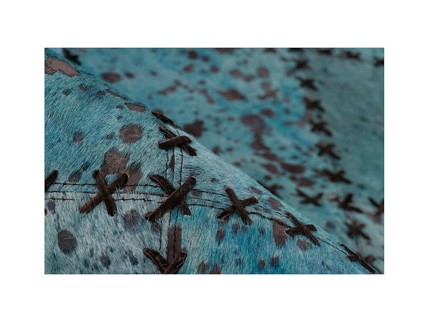 Tapis Patchwork en Cuir Fait Main "Voila" Turquoise 160 x 230 cm