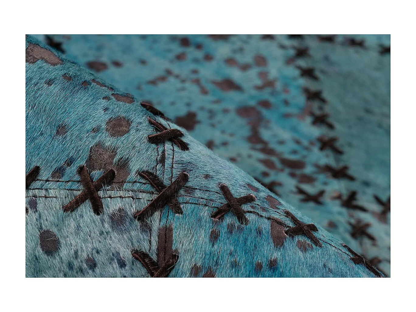 Tapis Patchwork en Cuir Fait Main "Voila" Turquoise 160 x 230 cm