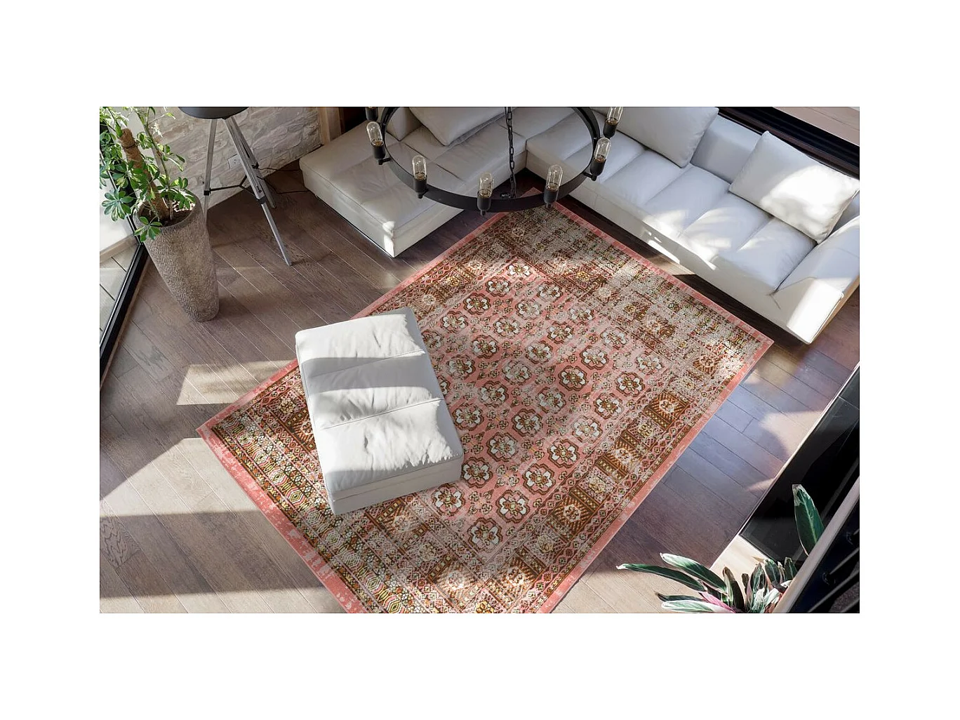 Tapis Antique Floral à Poils Courts "Ariya" Rouge 80 x 150 cm
