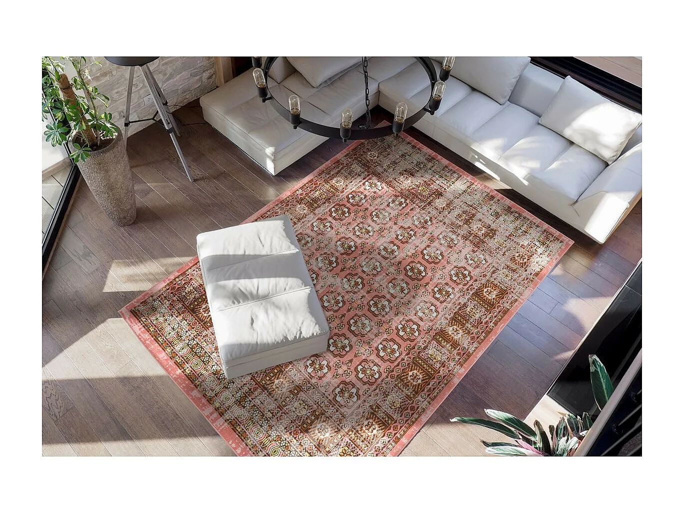 Tapis Antique Floral à Poils Courts "Ariya" Rouge 80 x 150 cm