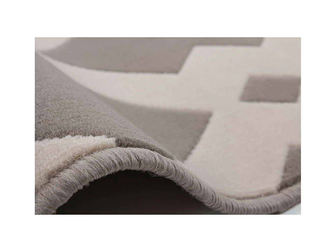 Tapis Ethnique à Poils Courts "Now I" Taupe 120 x 170 cm