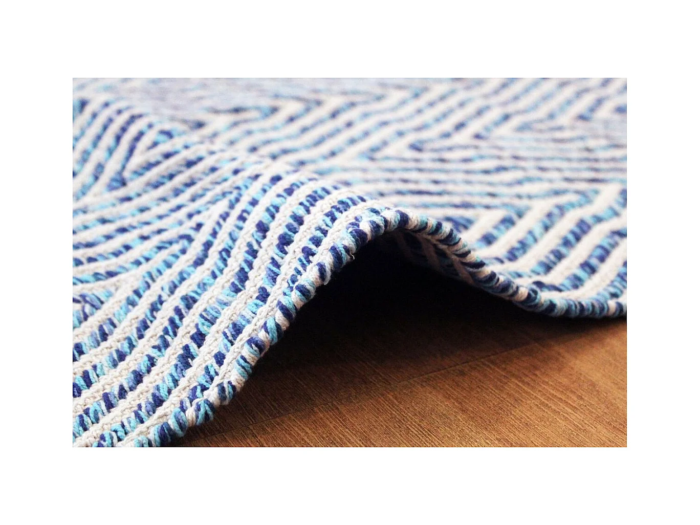 Tapis Rayé Fait Main "Aperitif" Bleu 160 x 230 cm