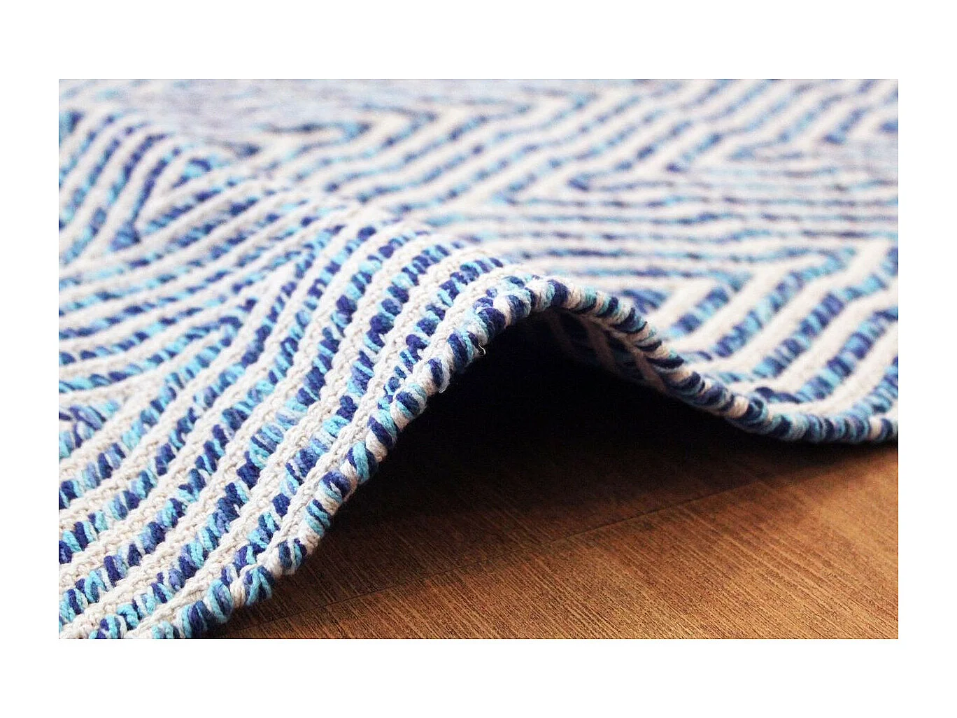 Tapis Rayé Fait Main "Aperitif" Bleu 160 x 230 cm