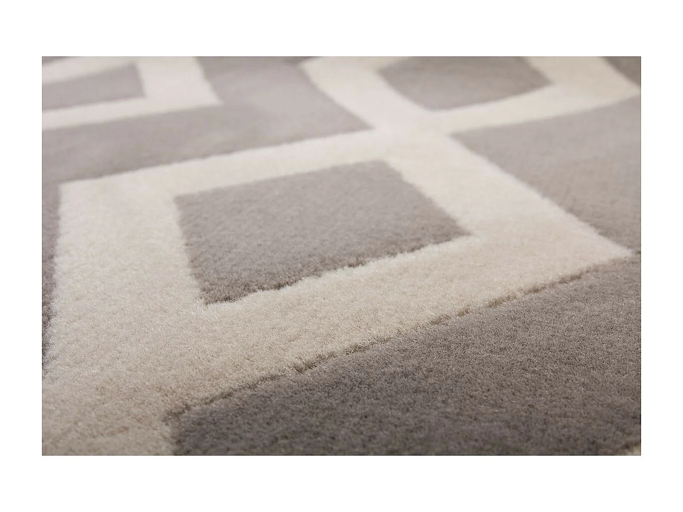 Tapis Géométrique à Poils Courts "Lina" Taupe & Ivoire 80 x 300 cm