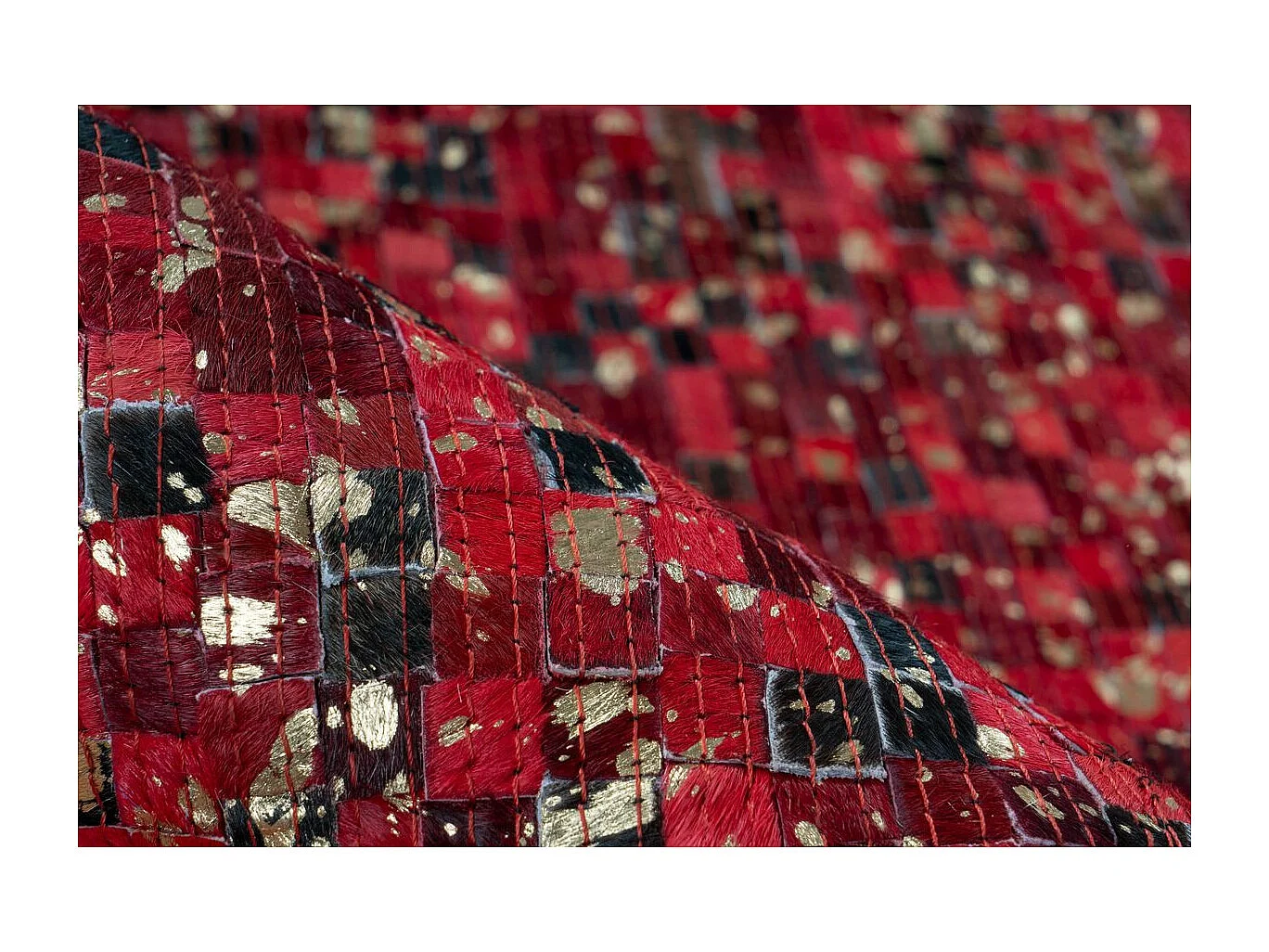 Tapis en Cuir Fait Main "Finish" Rouge & Or 160 x 230 cm