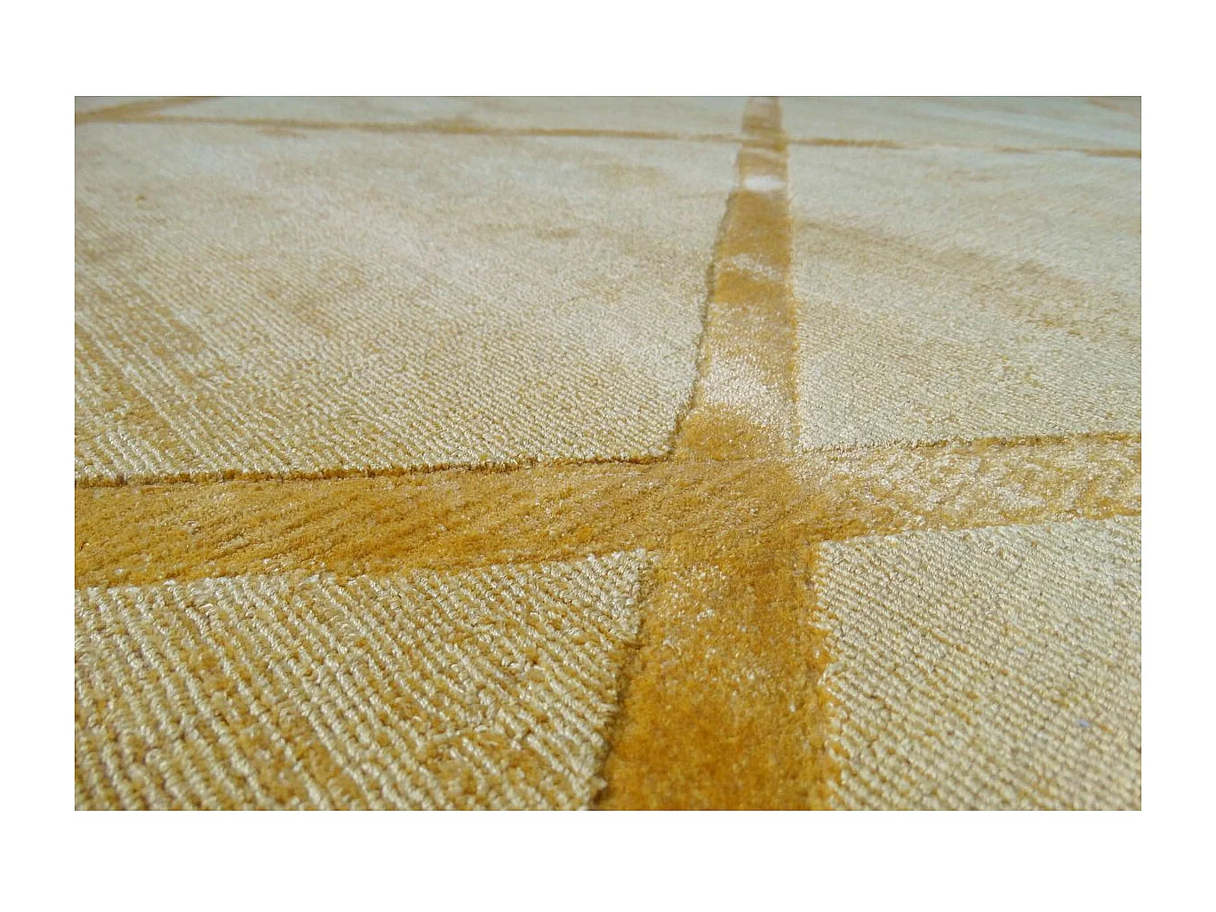 Tapis Géométrique à Poils Courts "Luxury II" Jaune 160 x 230 cm