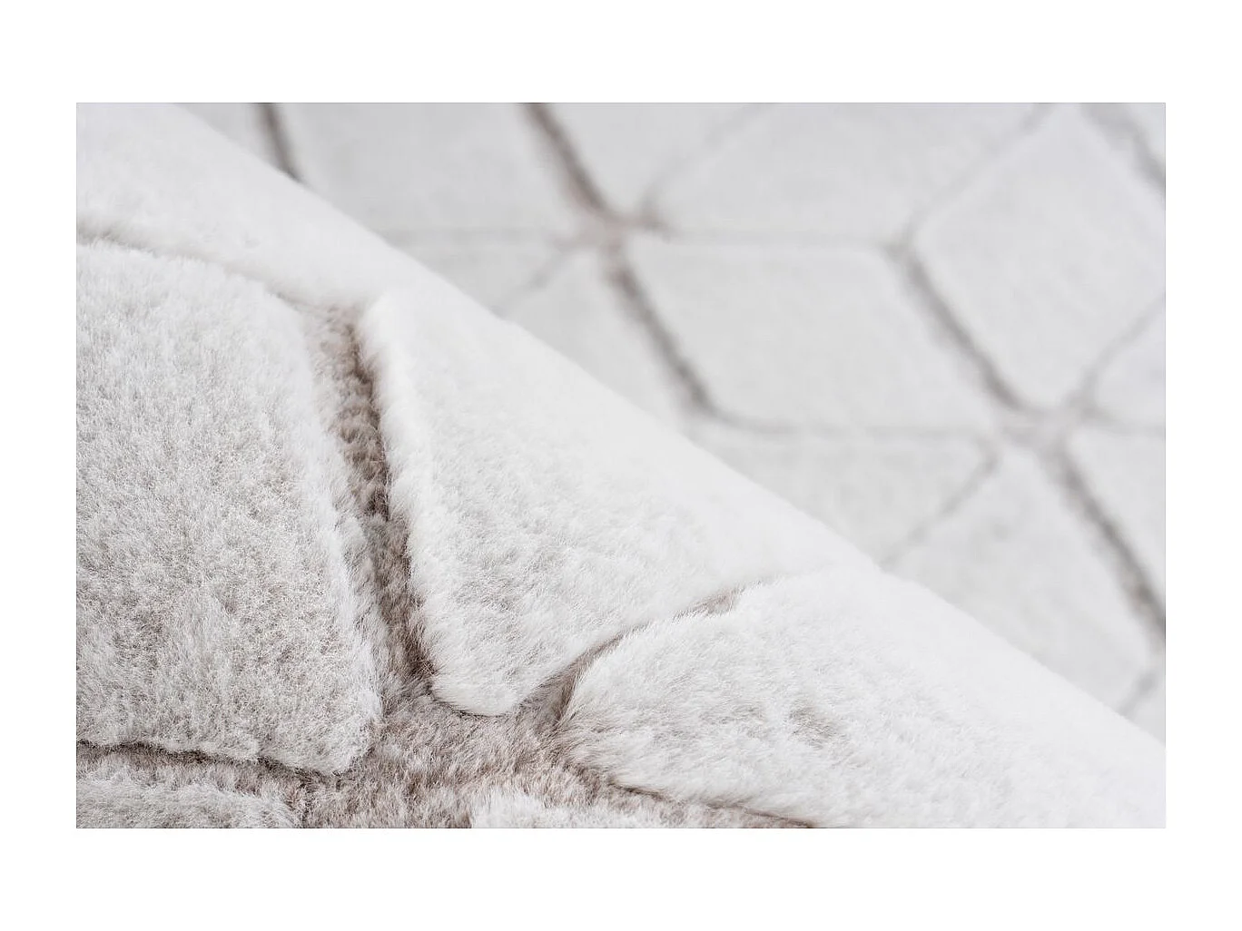 Tapis Shaggy Effet 3D "Vivica" Blanc & Taupe 120 x 160 cm