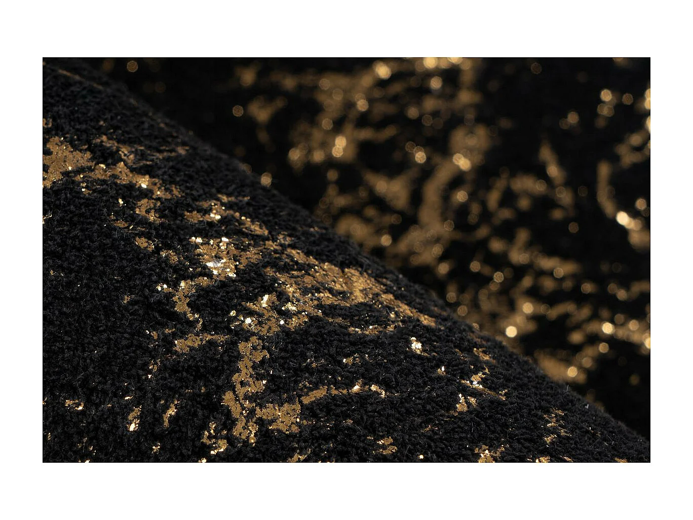 Tapis Marbré à Poils Longs "Bijou" Noir & Or 80 x 150 cm