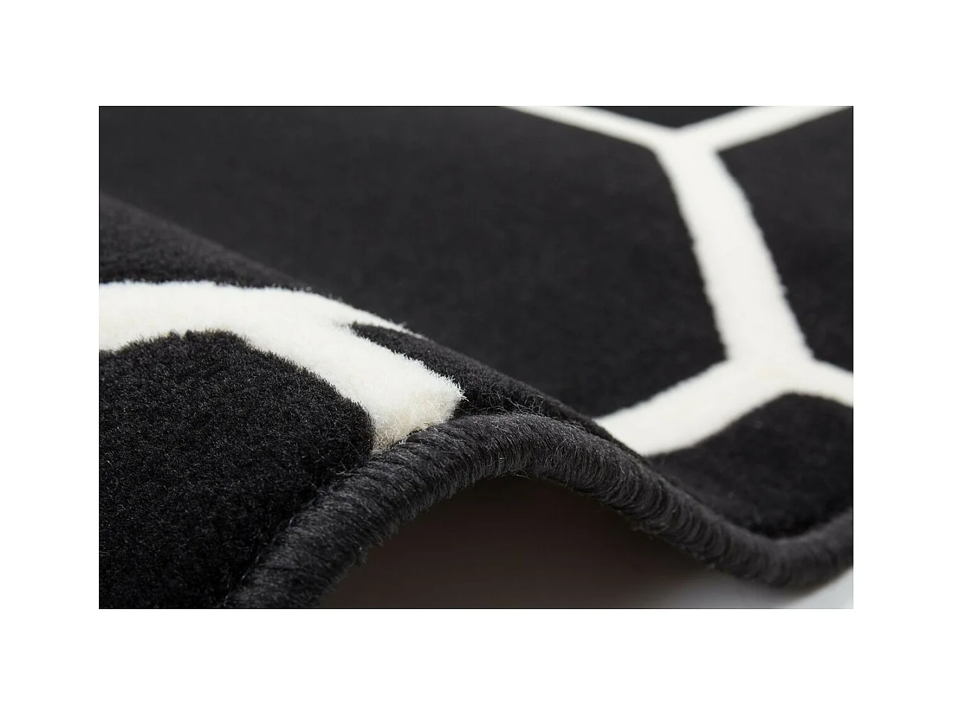 Tapis Effet 3D à Poils Courts "Lina" Noir & Ivoire 160 x 230 cm