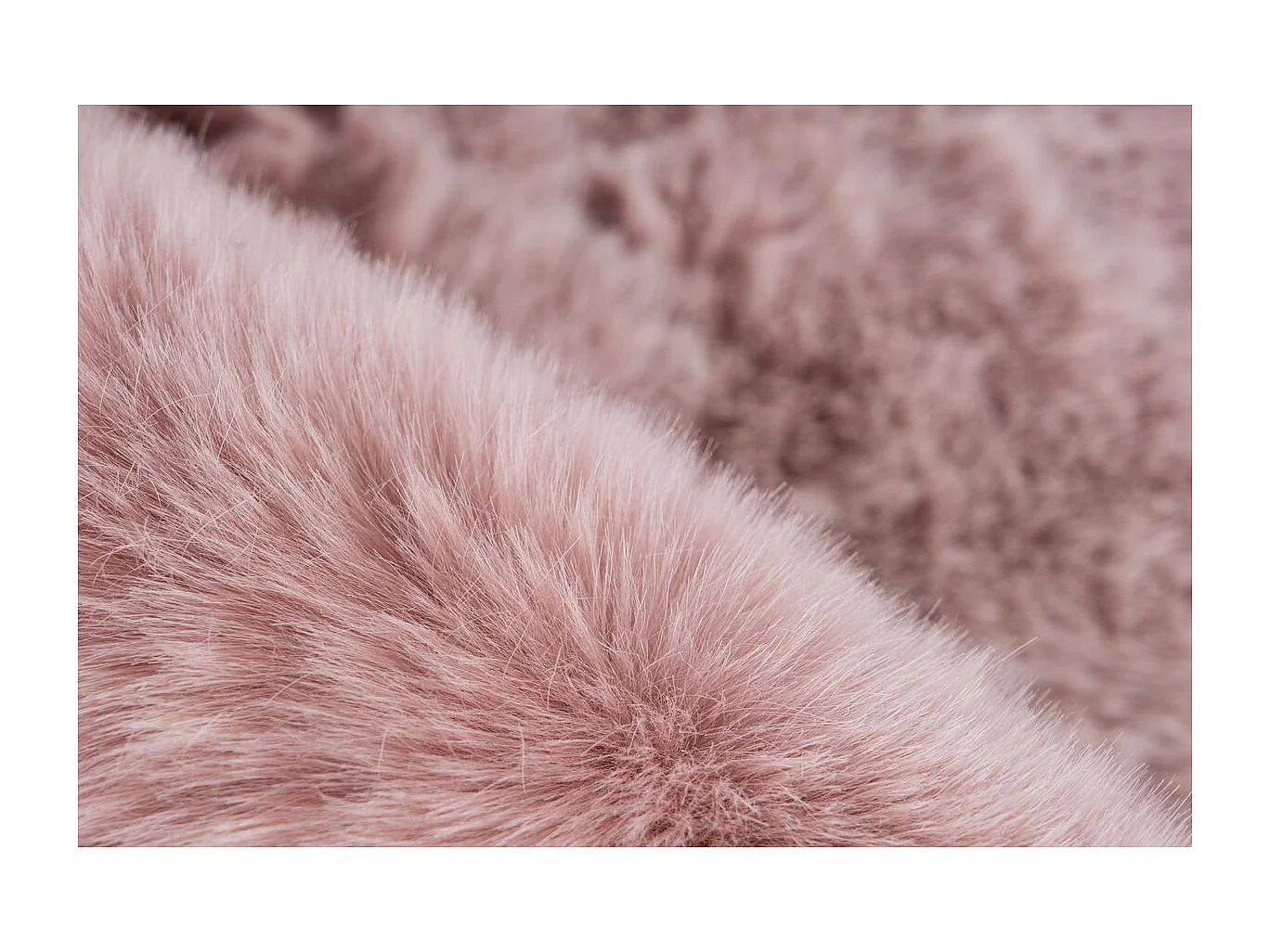 Tapis Arrondi Imitation Fourrure "Tender" Rose 60 x 90 cm