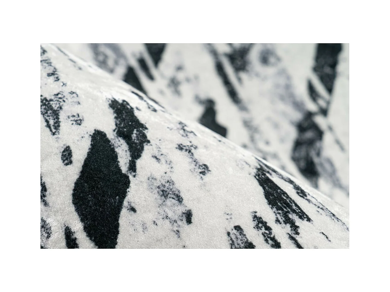 Tapis à Motifs à Poils Courts "Sally" Noir & Blanc 200 x 290 cm