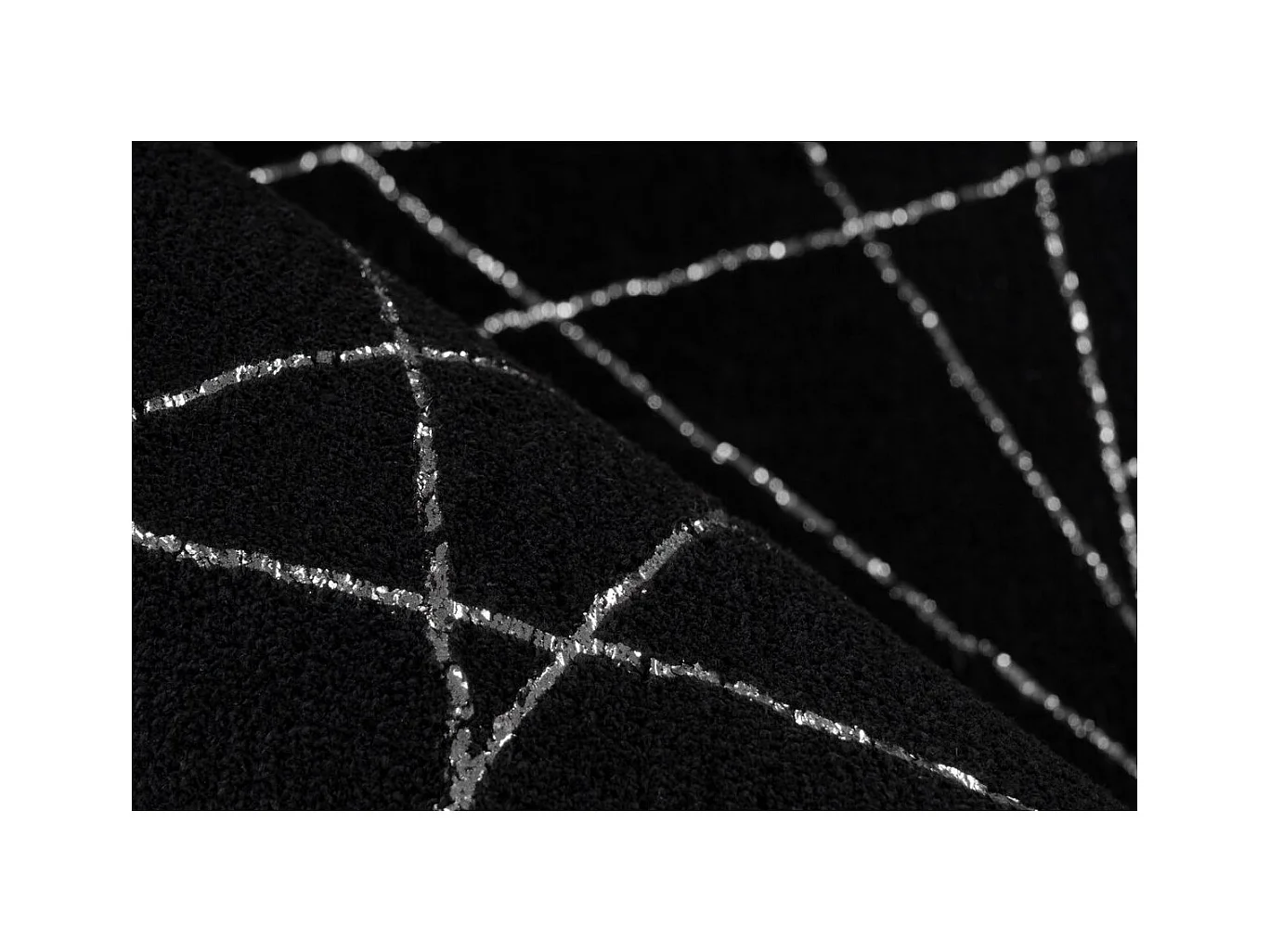 Tapis Géométrique à Poils Longs "Bijou" Noir & Argent 200 x 290 cm