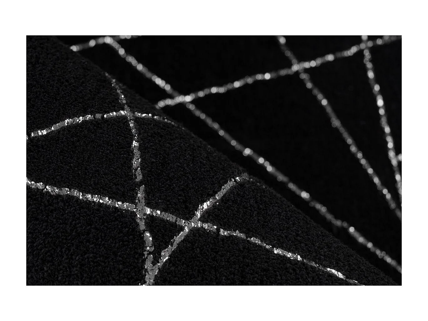 Tapis Géométrique à Poils Longs "Bijou" Noir & Argent 200 x 290 cm