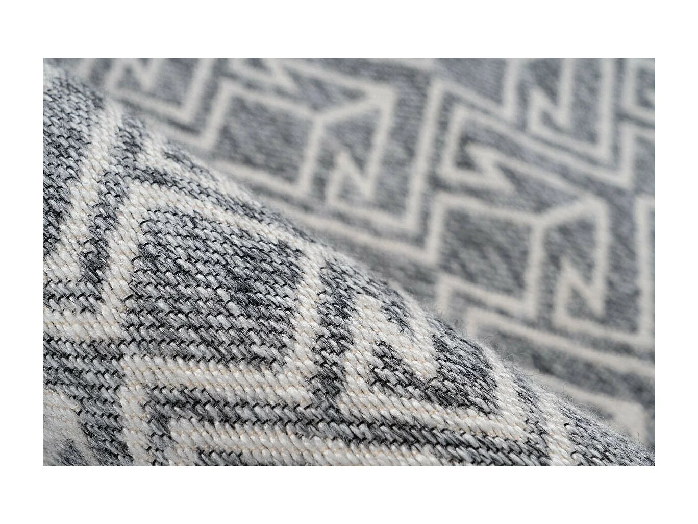 Tapis d'Extérieur Ethnique "Yoga" Gris & Crème 80 x 150 cm