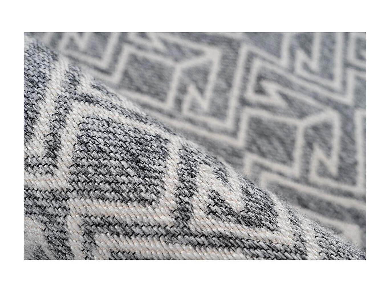 Tapis d'Extérieur Ethnique "Yoga" Gris & Crème 120 x 170 cm