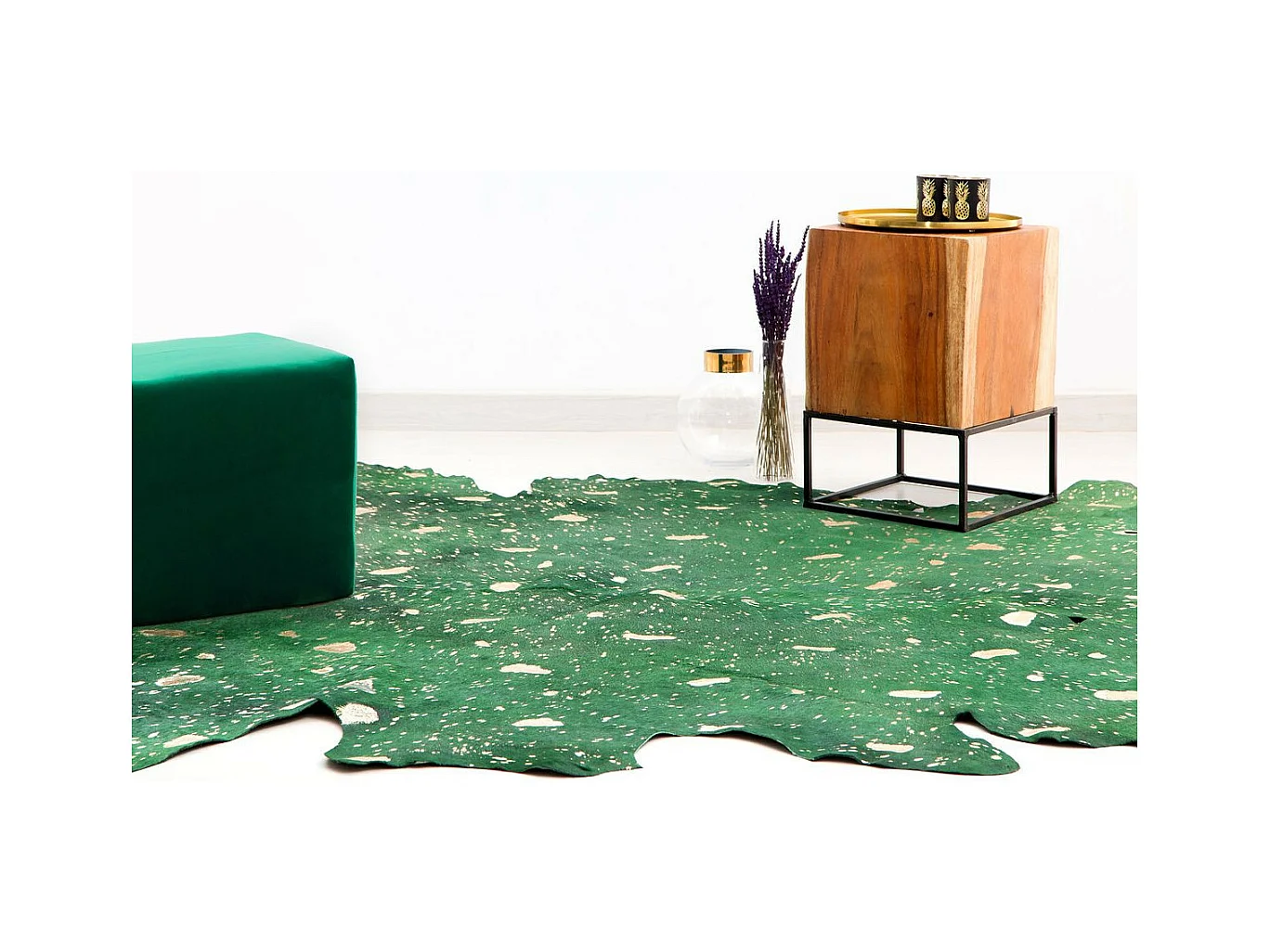 Tapis Peau de Vache "Fly" Vert & Or Entre 2 et 2,6 m2