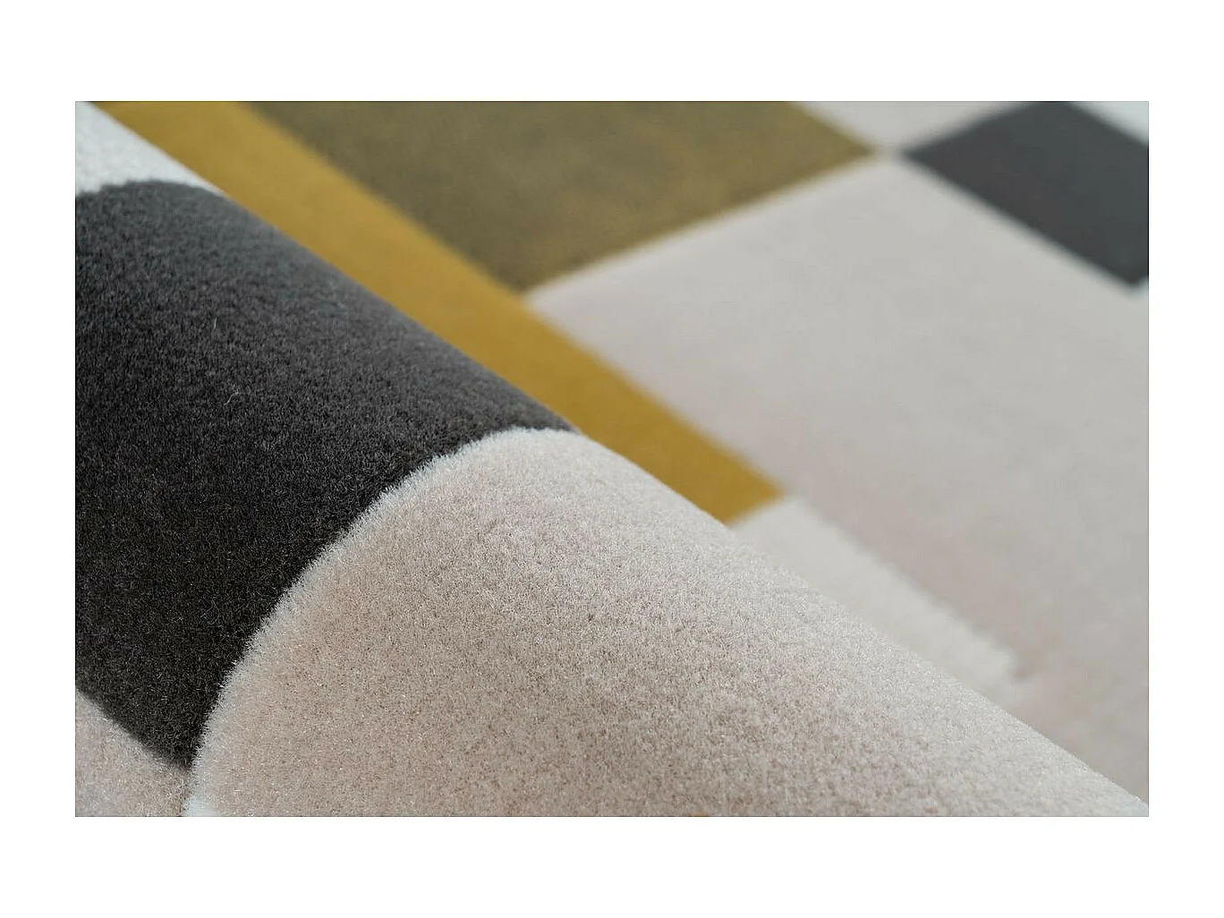 Tapis Géométrique à Poils Courts "Esperanto II" Crème & Vert 200 x 290 cm