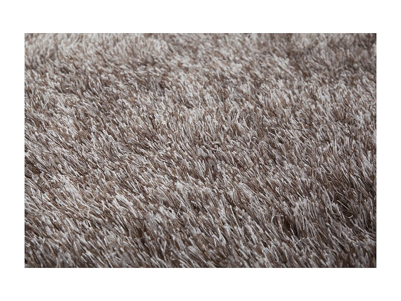 Tapis Shaggy Fait Main "Diamond" Taupe 80 x 150 cm