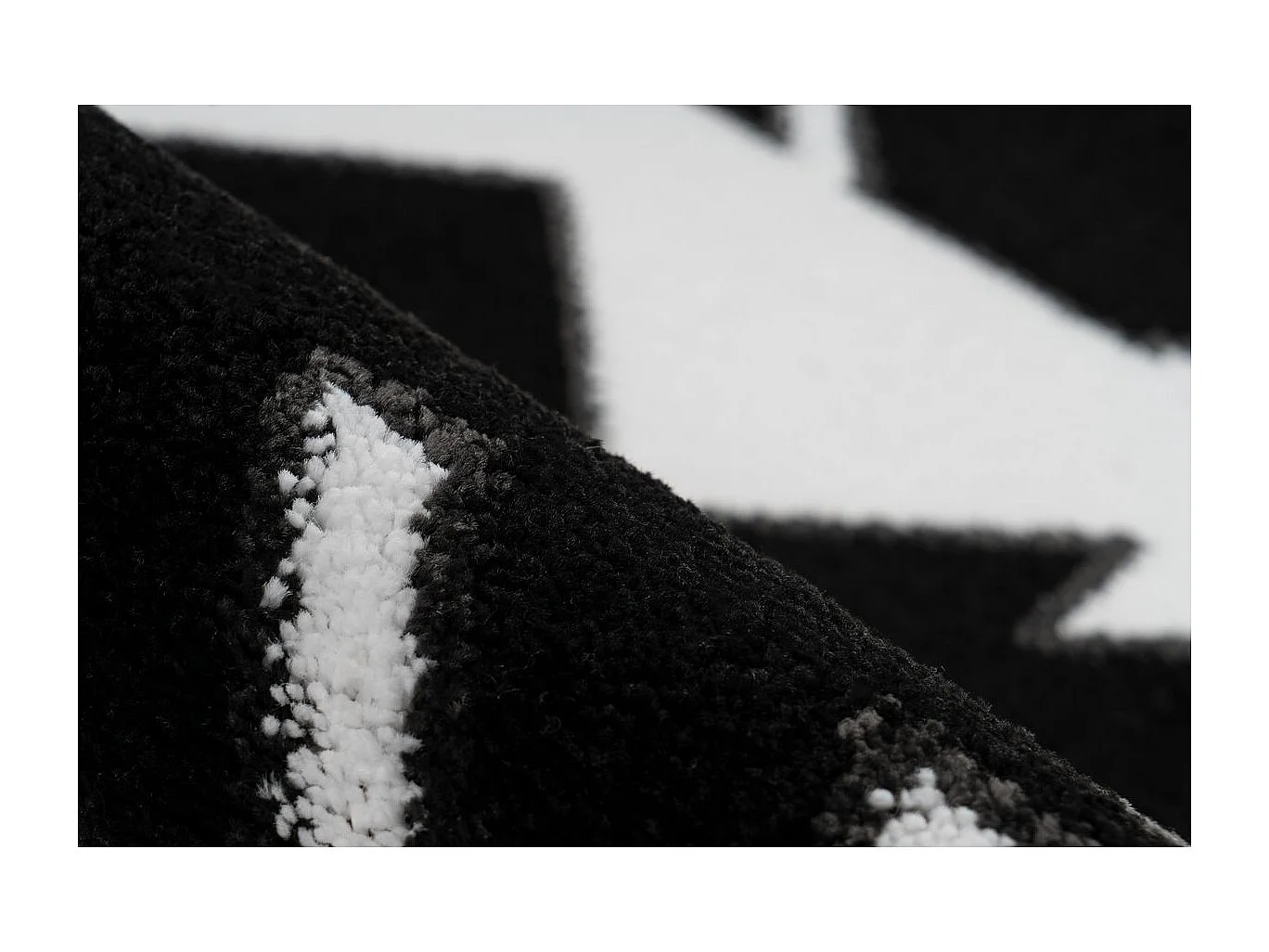 Tapis Ethnique à Poils Courts "Broadway IV" Blanc 80 x 150 cm