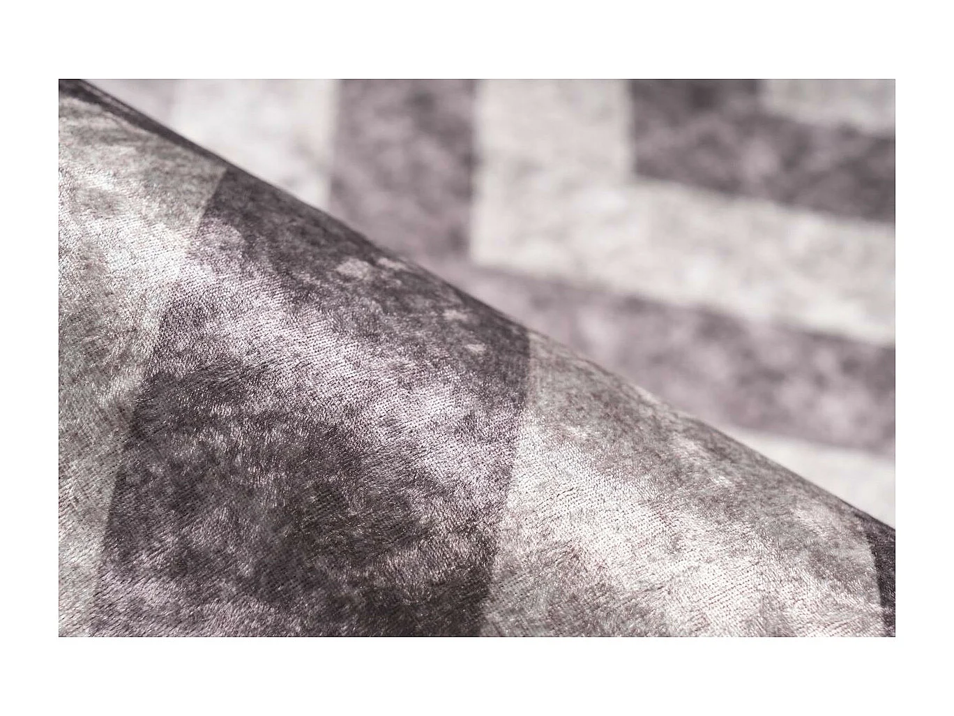 Tapis Imprimé à Poils Courts "Sally" Taupe & Crème 80 x 150 cm