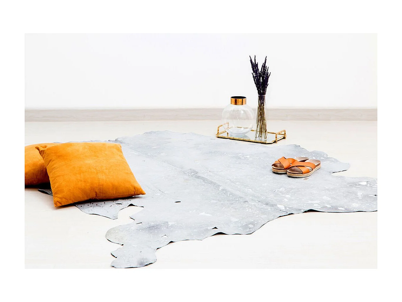Tapis Peau de Vache "Fly" Gris & Argent 200 x 260 cm