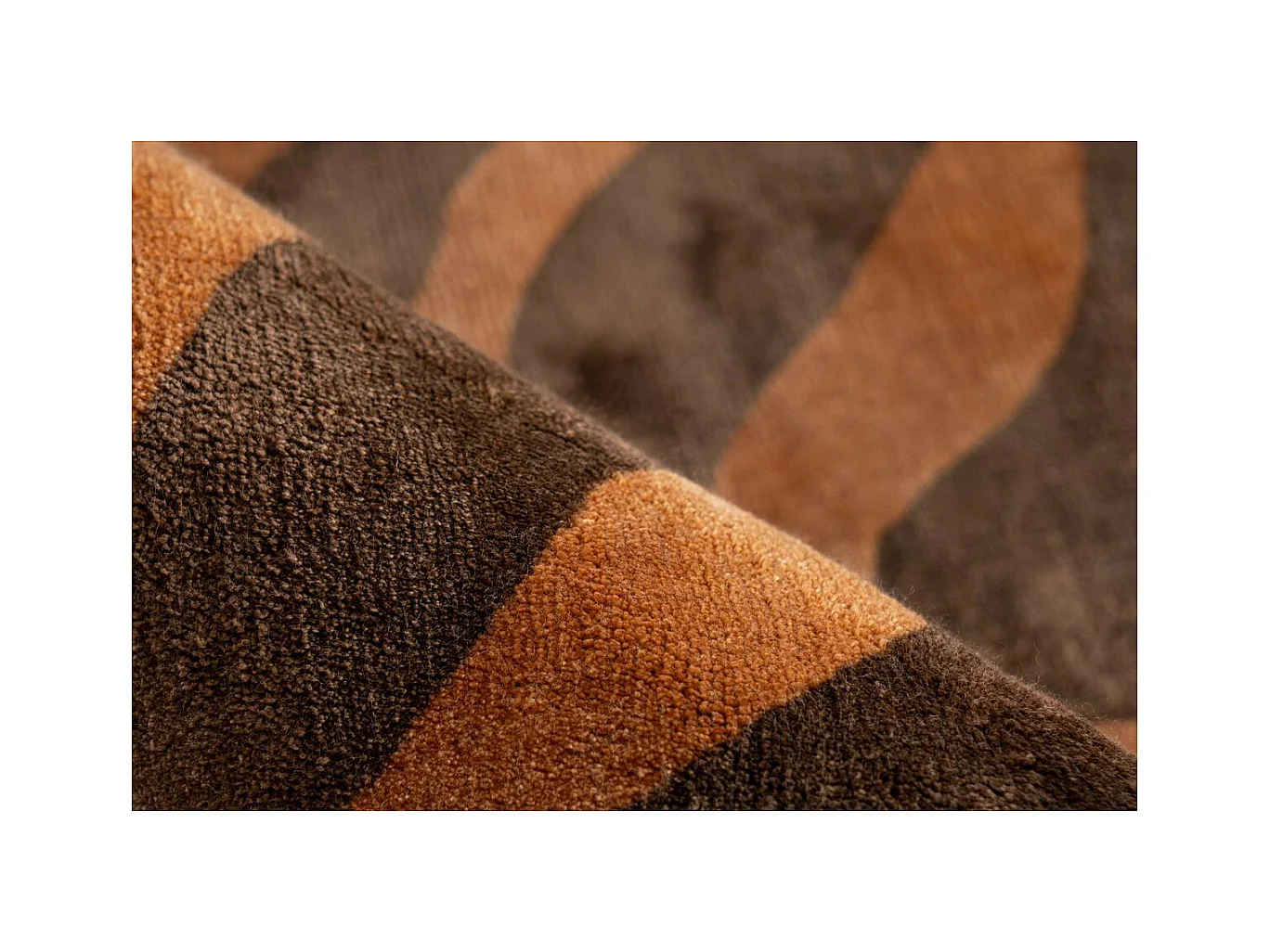 Tapis Rétro Motif Imprimé "Sinai" Marron Foncé 120 x 170 cm