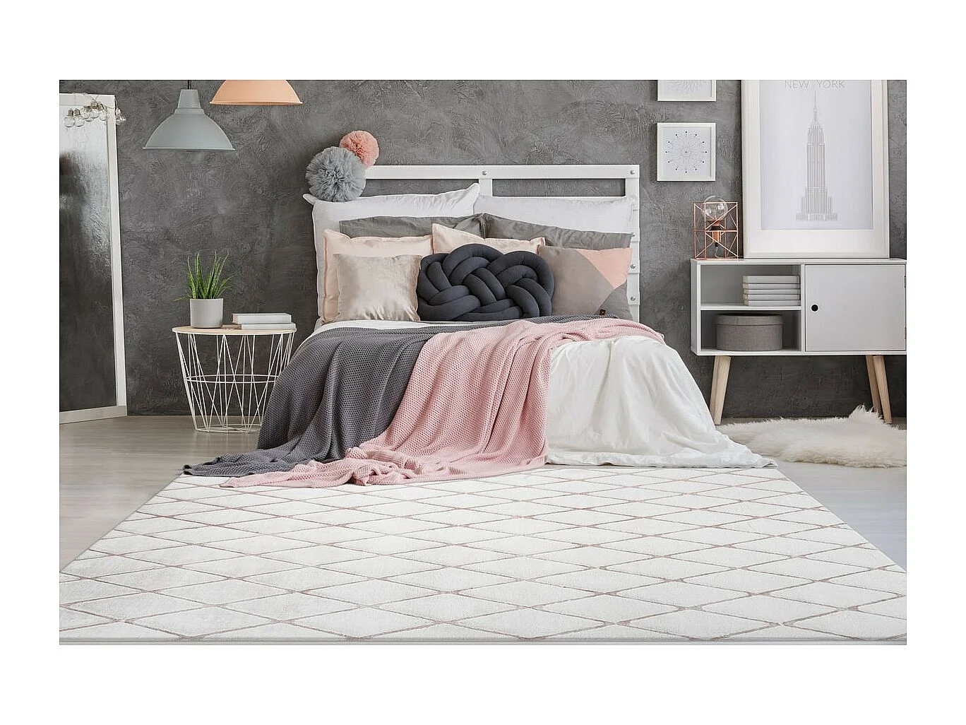 Tapis Shaggy Géométrique "Vivica" Blanc & Rose 80 x 150 cm