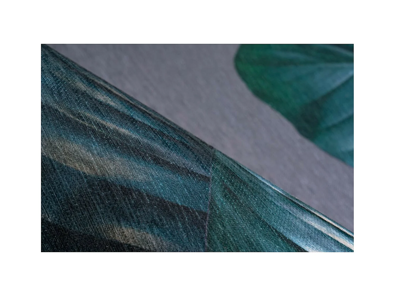 Tapis Imprimé à Poils Courts "Tropical" Noir & Vert 130 x 190 cm