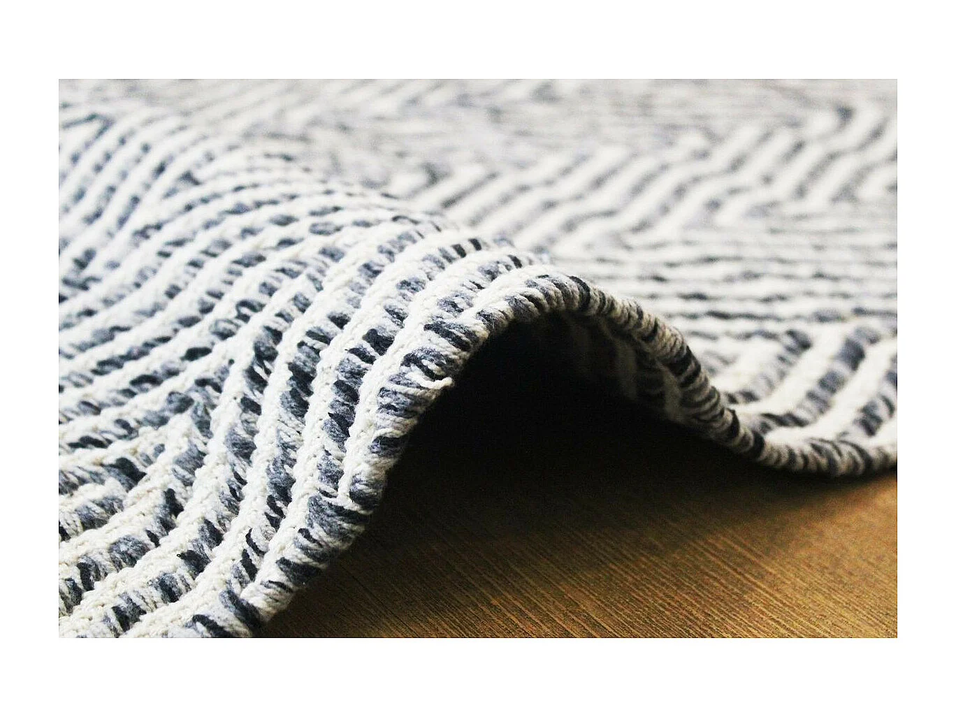 Tapis Rayé Fait Main "Aperitif" Gris 80 x 150 cm