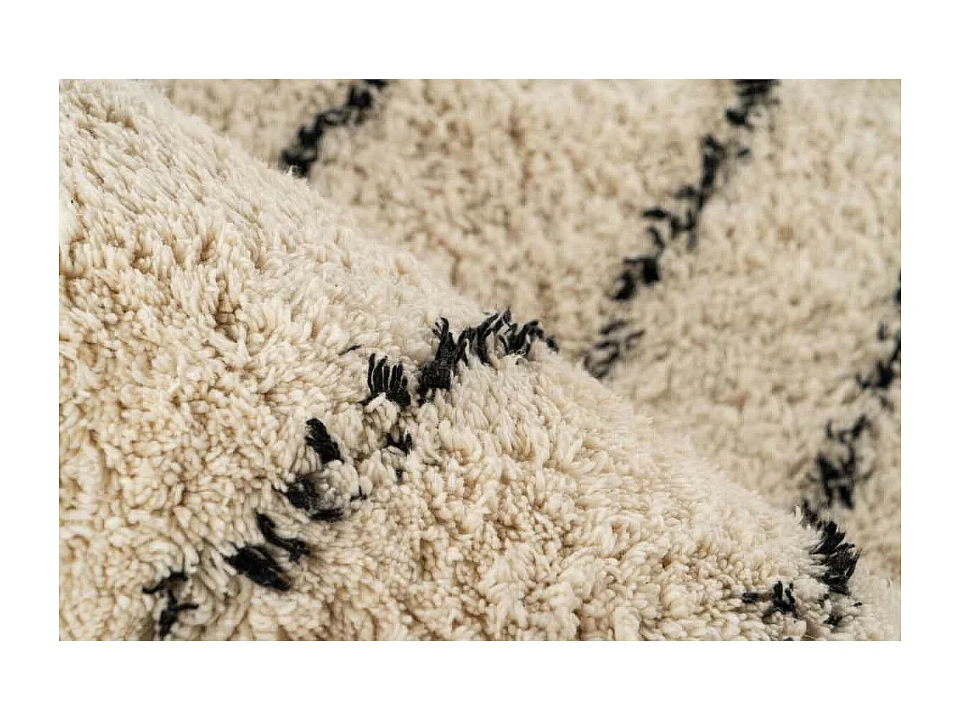 Tapis Tufté à la Main Ethnique "Mylen VI" Beige & Noir 80 x 150 cm