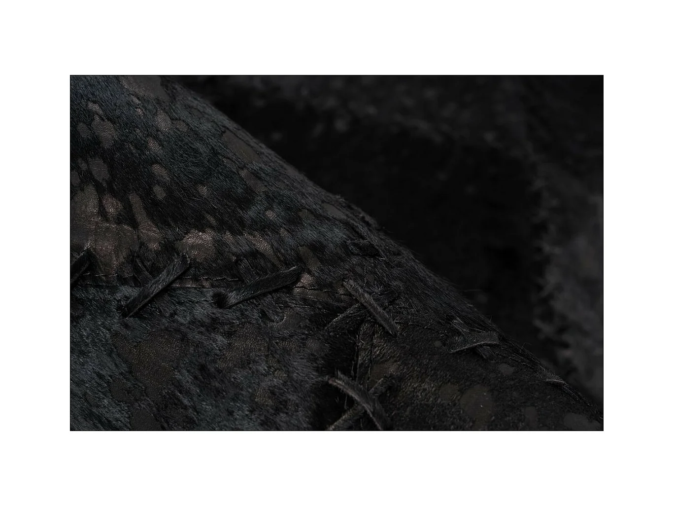 Tapis Patchwork en Cuir Fait Main "Voila" Noir 200 x 290 cm