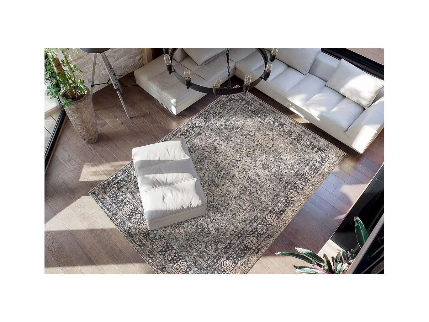 Tapis Tissé Oriental Vintage à Motifs "Faye" Noir 150 x 230 cm