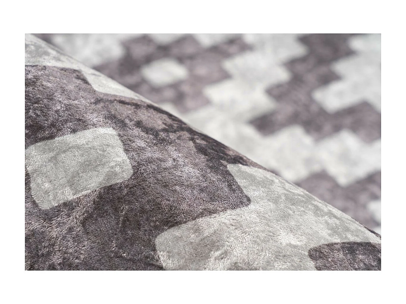 Tapis Géométrique à Poils Courts "Sally" Taupe 160 x 230 cm