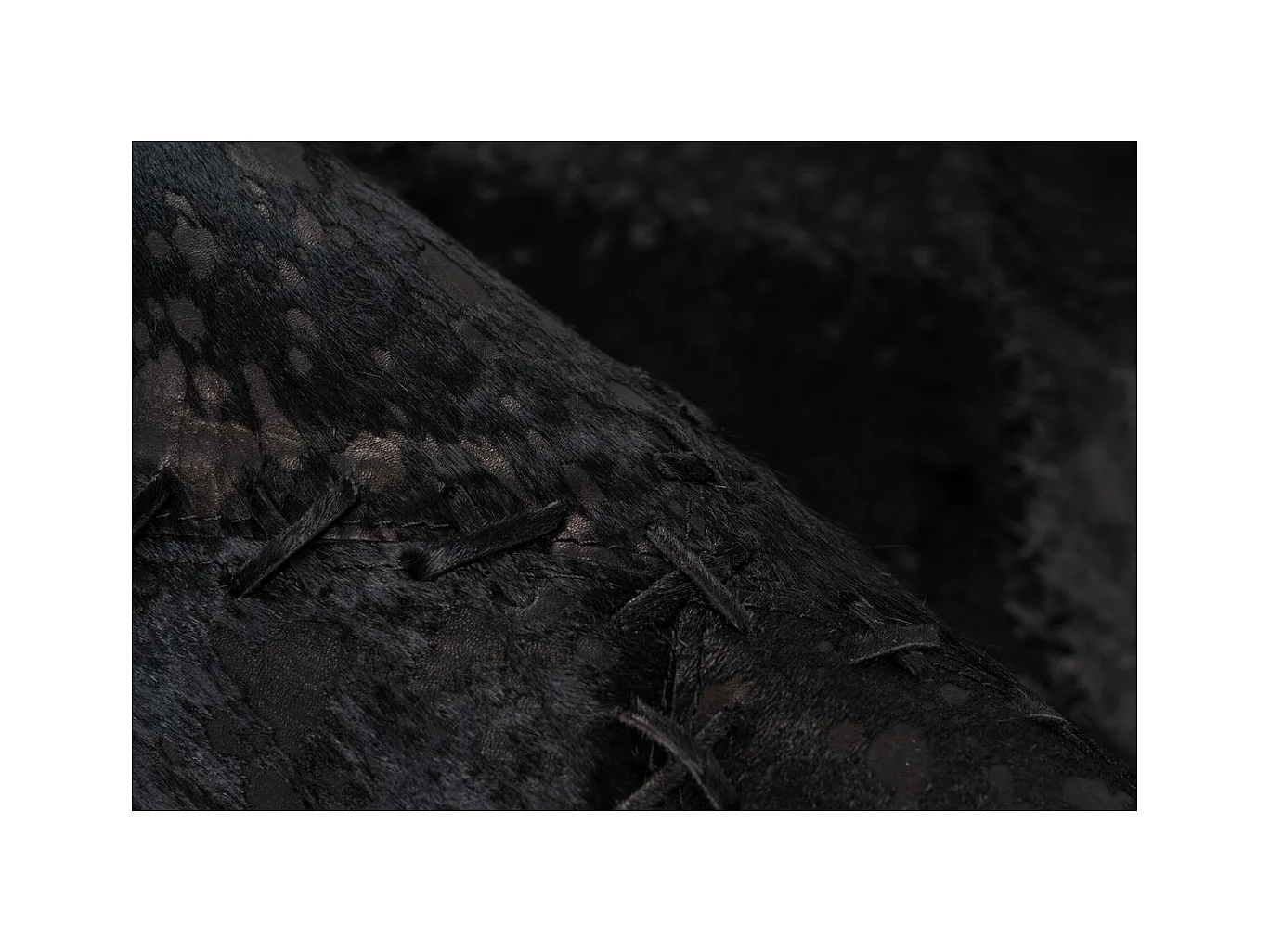 Tapis Patchwork en Cuir Fait Main "Voila" Noir 160 x 230 cm