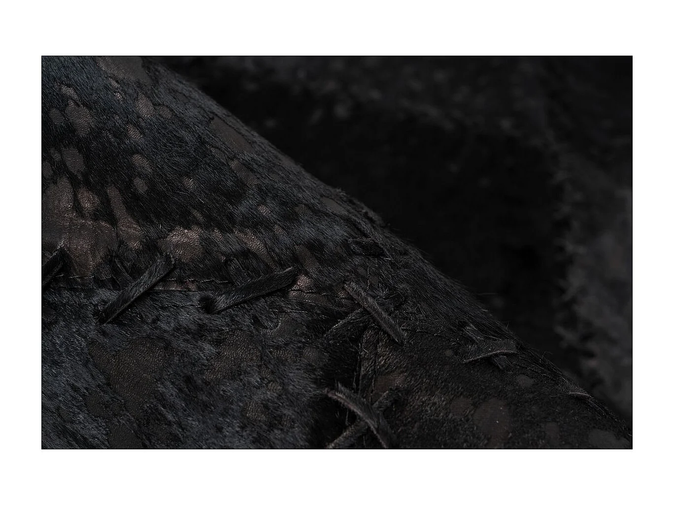 Tapis Patchwork en Cuir Fait Main "Voila" Noir 160 x 230 cm