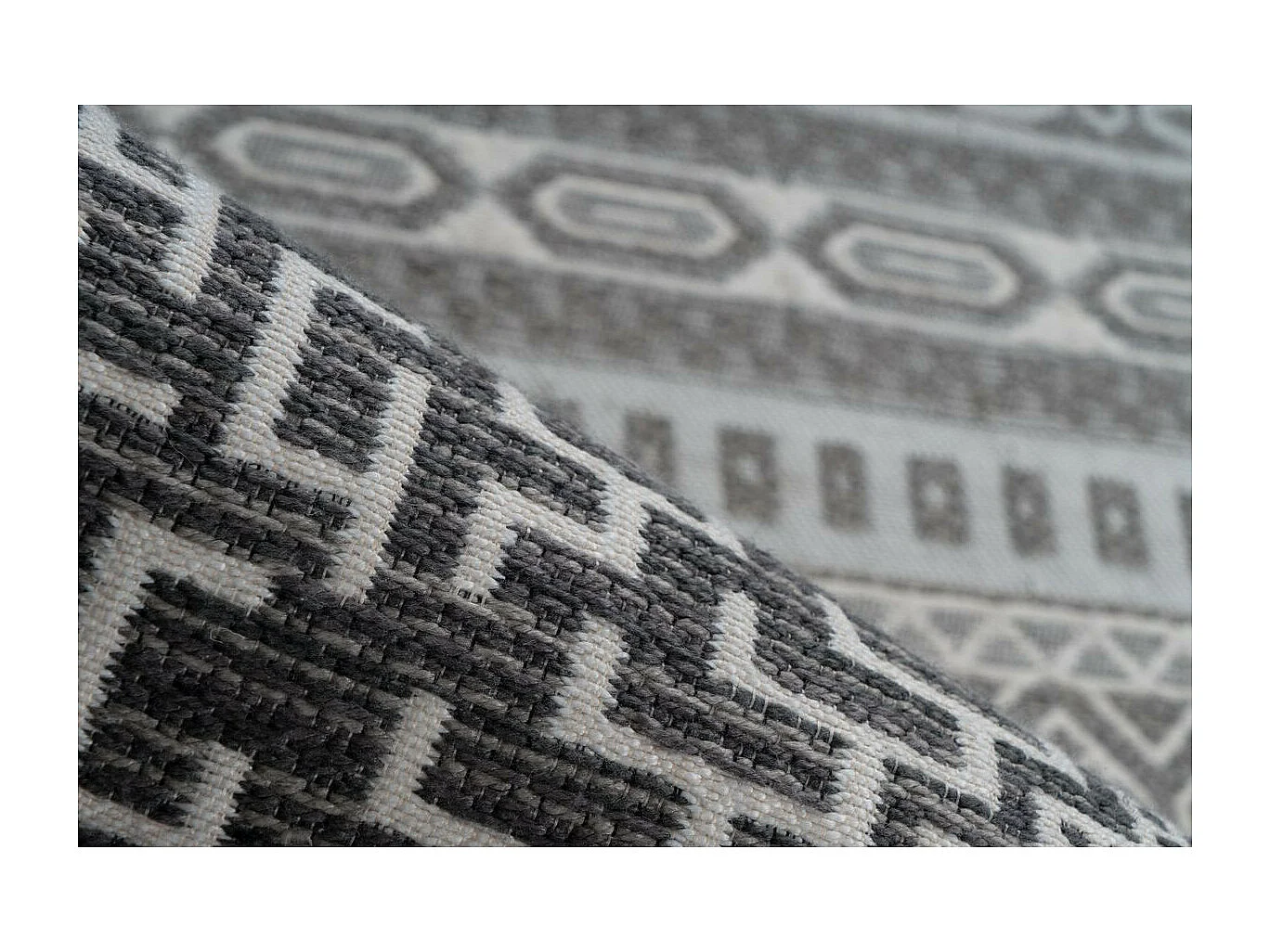 Tapis d'Extérieur Ethnique "Yoga" Taupe & Crème 120 x 170 cm