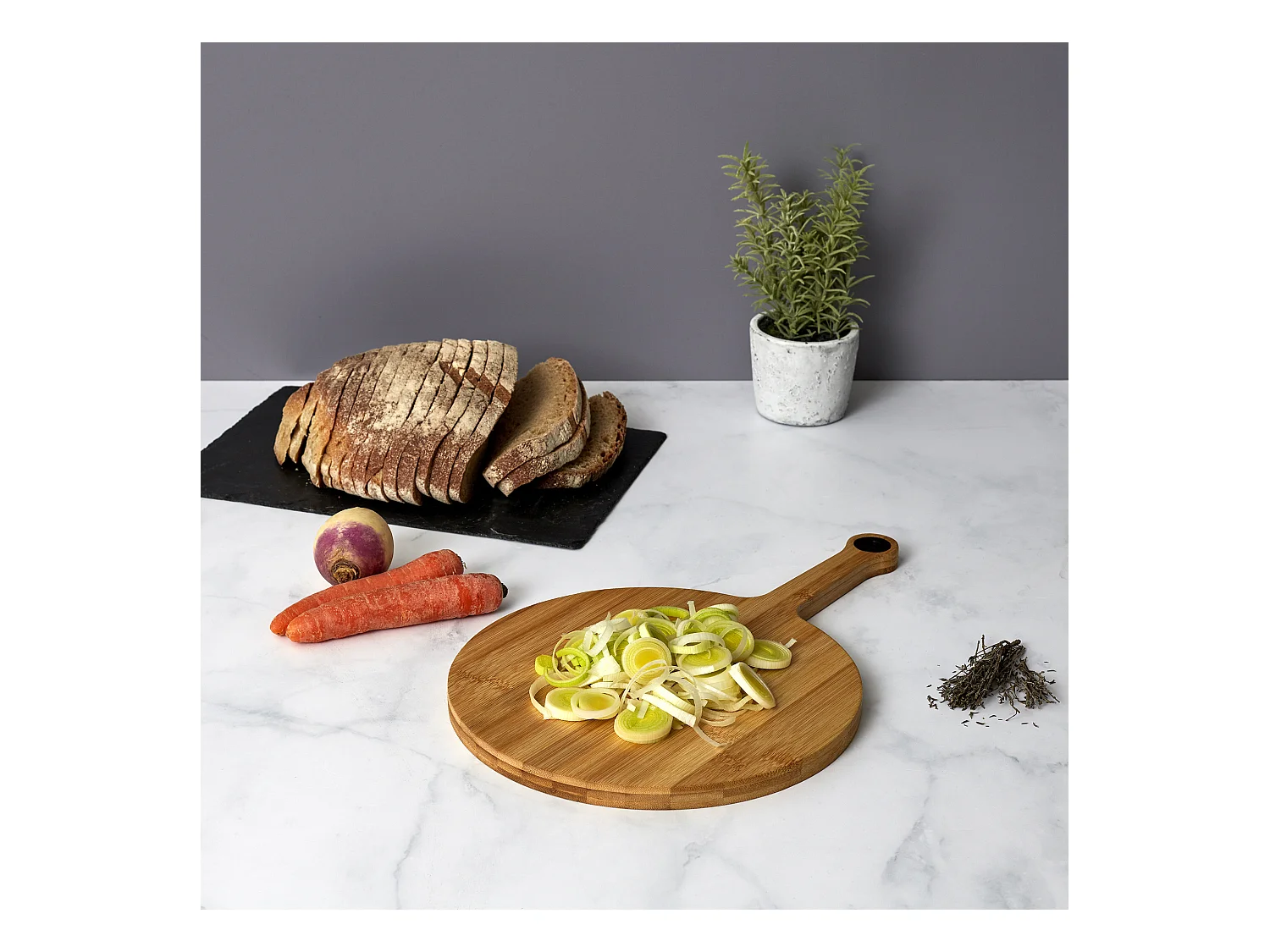 Planche A Decouper Ronde Bambou Marron