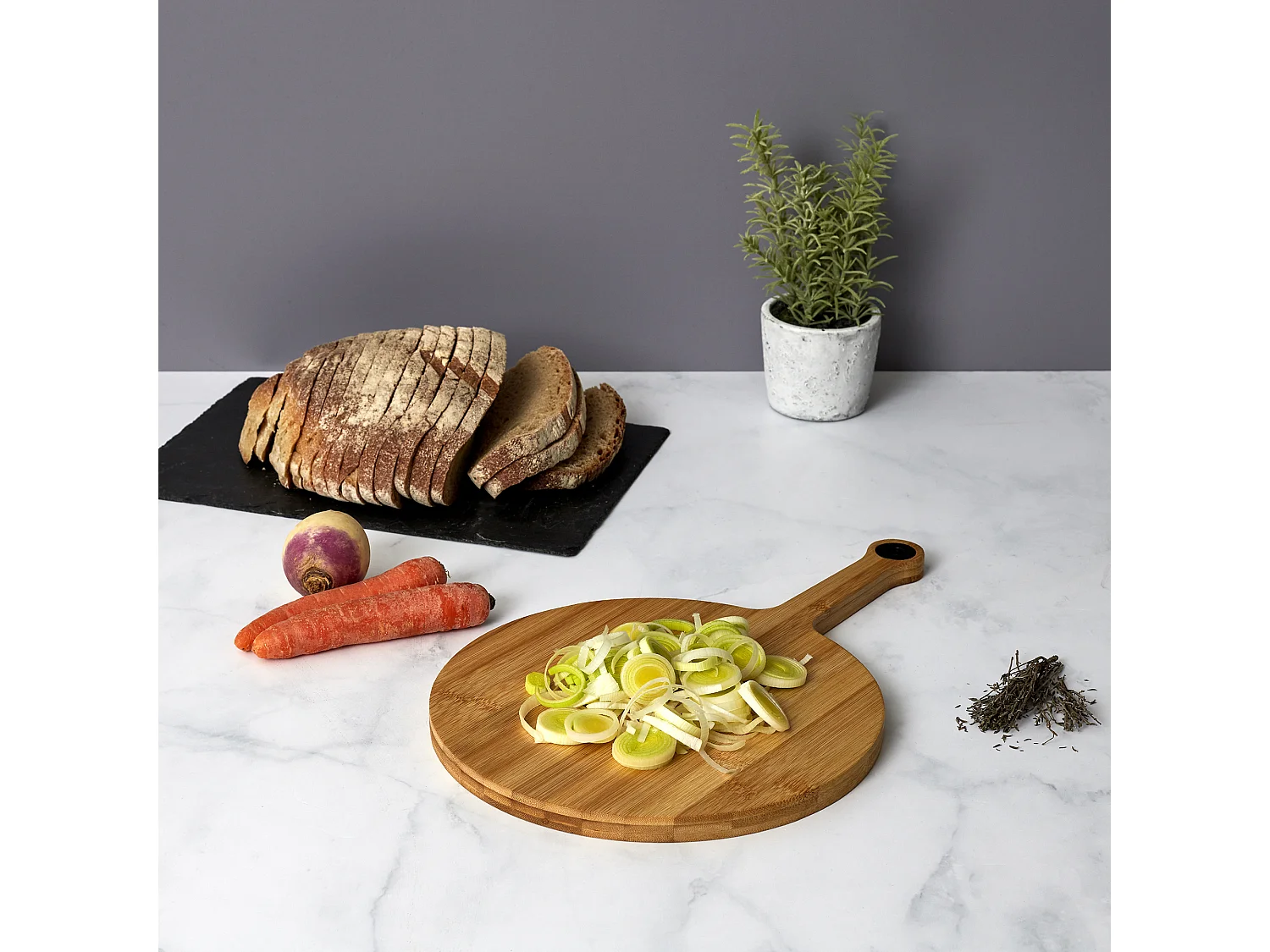 Planche A Decouper Ronde Bambou Marron